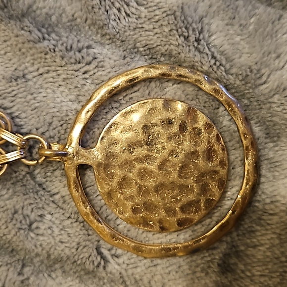 Canvas Gold Tone link necklace NWT - Picture 3 of 5